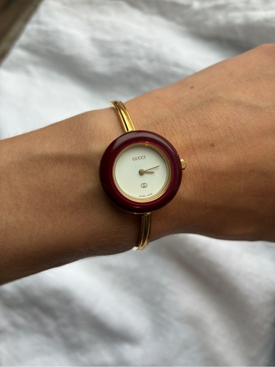 Gucci Accessories - Vintage Gucci 1100-L Bezel Watch